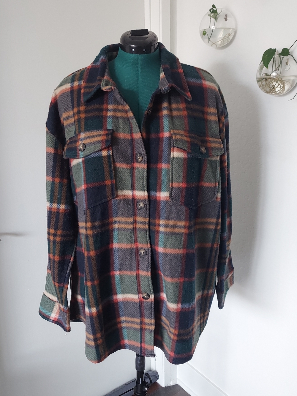 Forever 21 Plus Plaid Button-Front Oversized Fleece Shacket